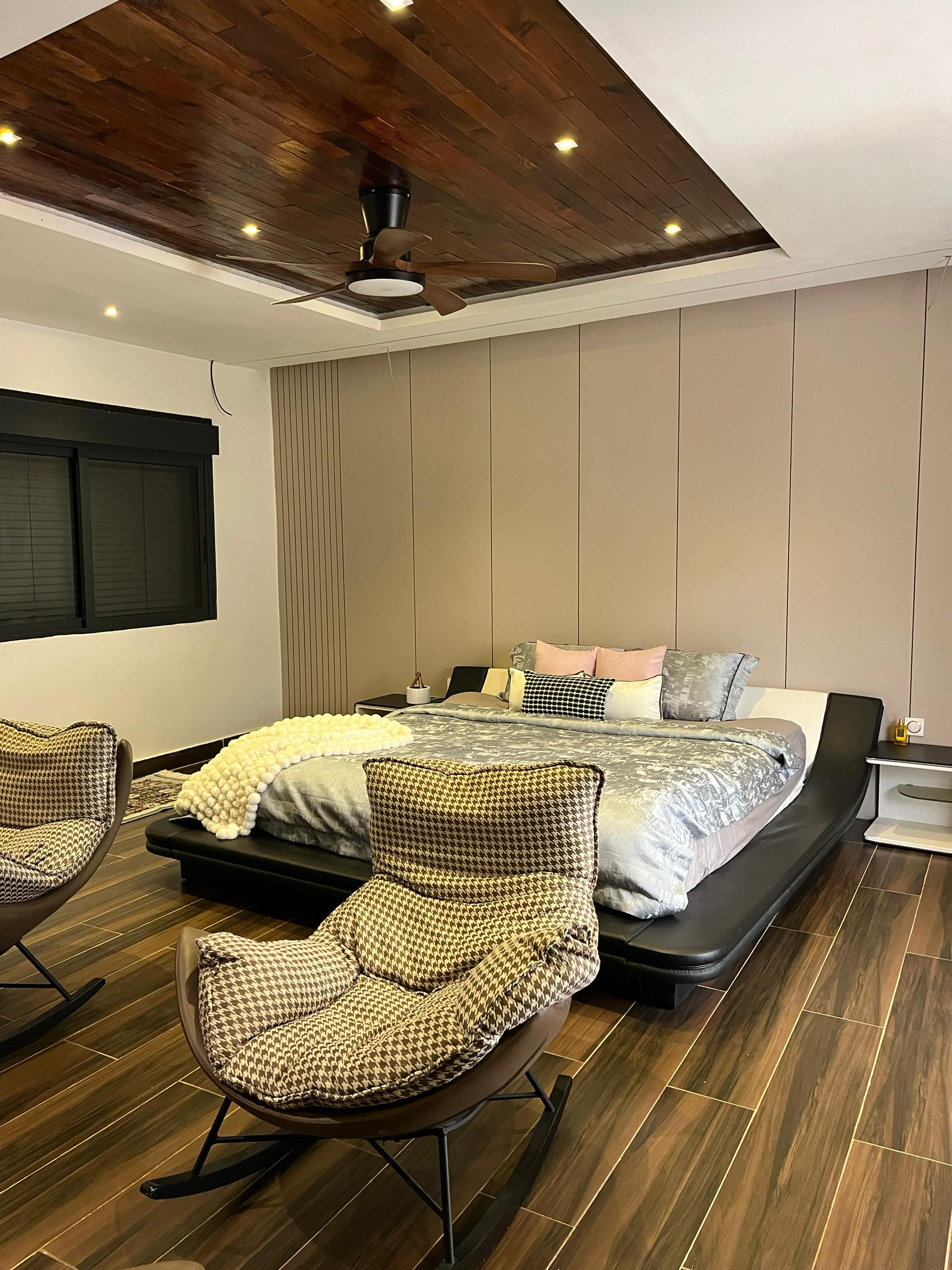 Meuble TV en bois personnalisé Prestige Bois SN